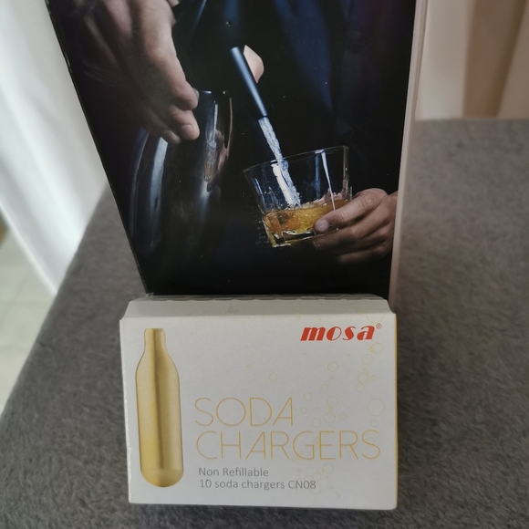 Classic Soda Syphon - Picture 2 of 3